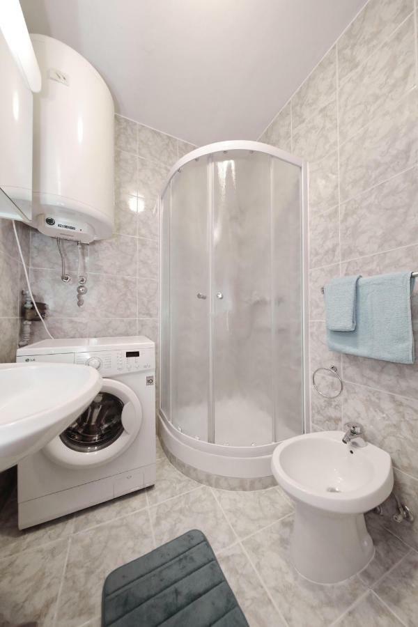 Apartman Lana In City Centre With Garage زادار المظهر الخارجي الصورة