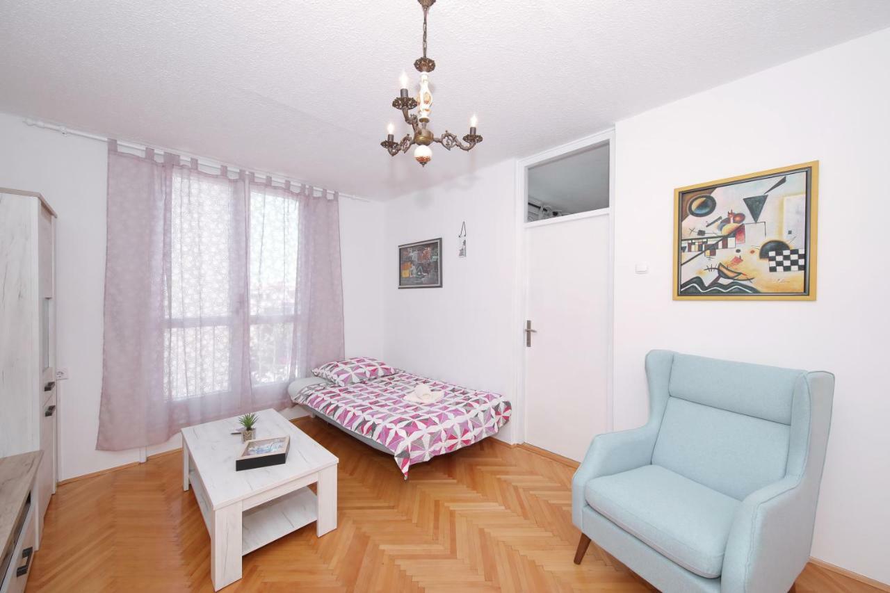 Apartman Lana In City Centre With Garage زادار المظهر الخارجي الصورة